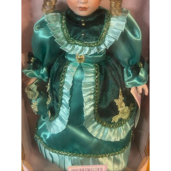 Vtg Collectible Memories Genuine Porcelain Doll  Margaret (5745) - Picture 3 of 10